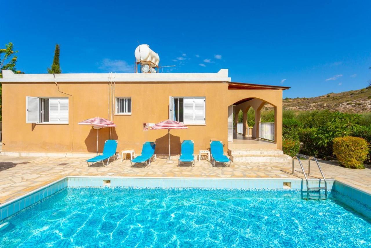 Villa Lela Pente Peyia Exterior photo